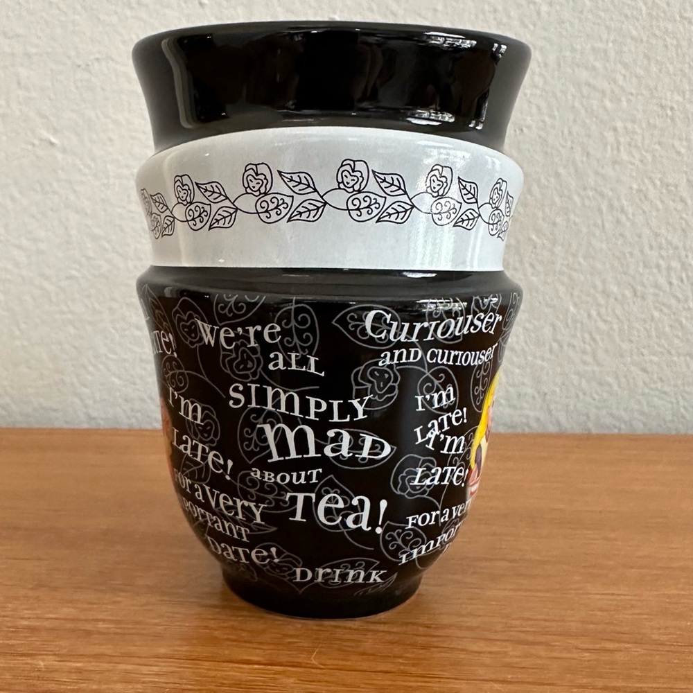 Disney - Alice in Wonderland - Drink Me - Triple “Stacked” Mug - Picture 5 of 8